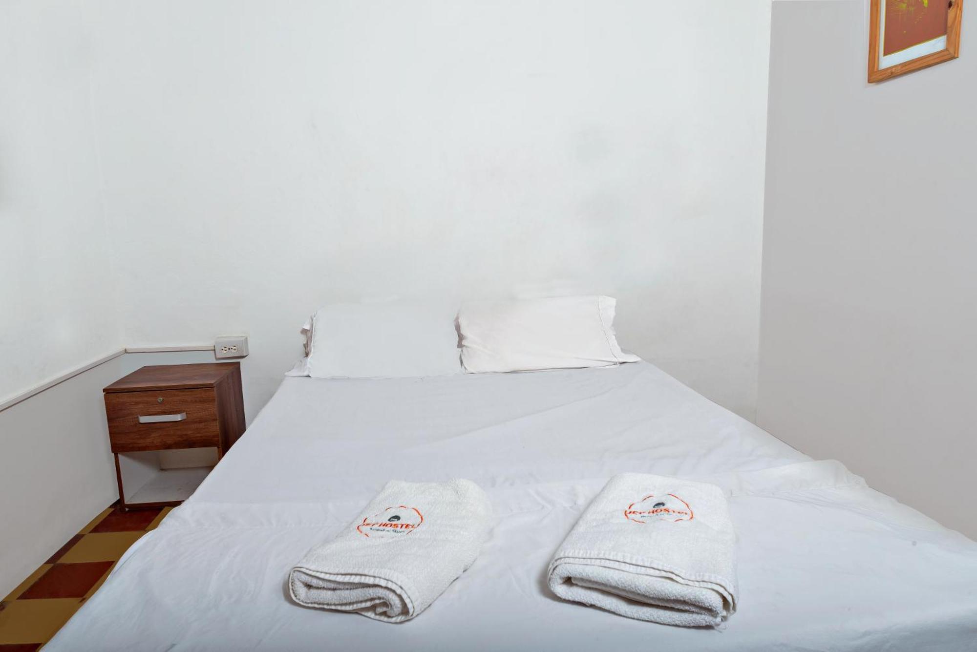 Jep Hostel Medellin Luaran gambar