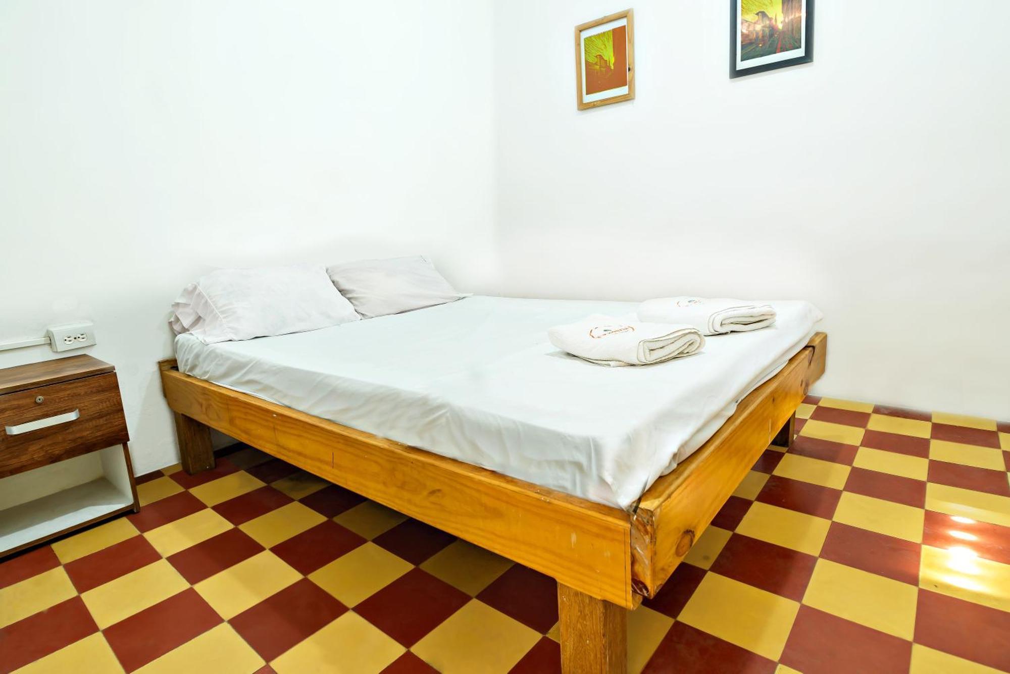 Jep Hostel Medellin Luaran gambar